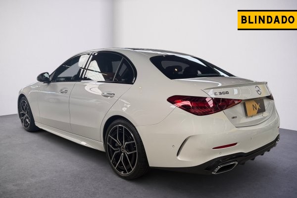 MERCEDES-BENZ C 300 2.0 EQ BOOST HÍBRIDO AMG LINE 9G-TRONIC 2024/2024 MERCEDES-BENZ C 300 2.0 EQ BOOST HÍBRIDO AMG LINE 9G-TRONIC 2024/2024